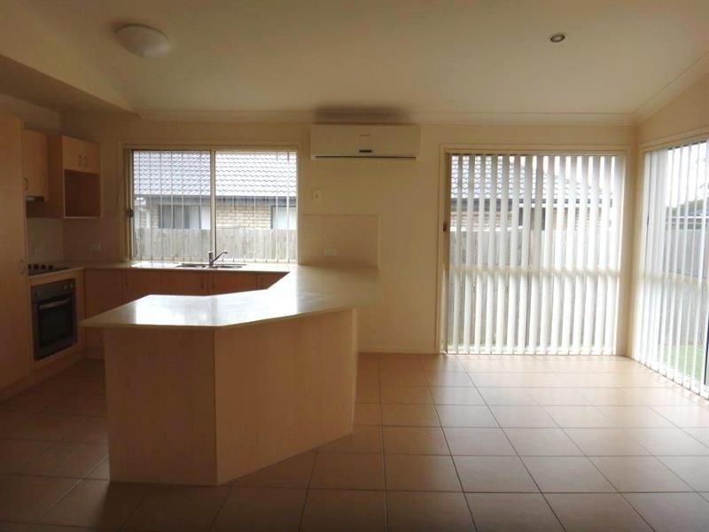 72 Westminster Cres, Raceview QLD 4305