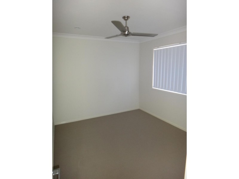 33  Skardon Cres, Brassall QLD 4305