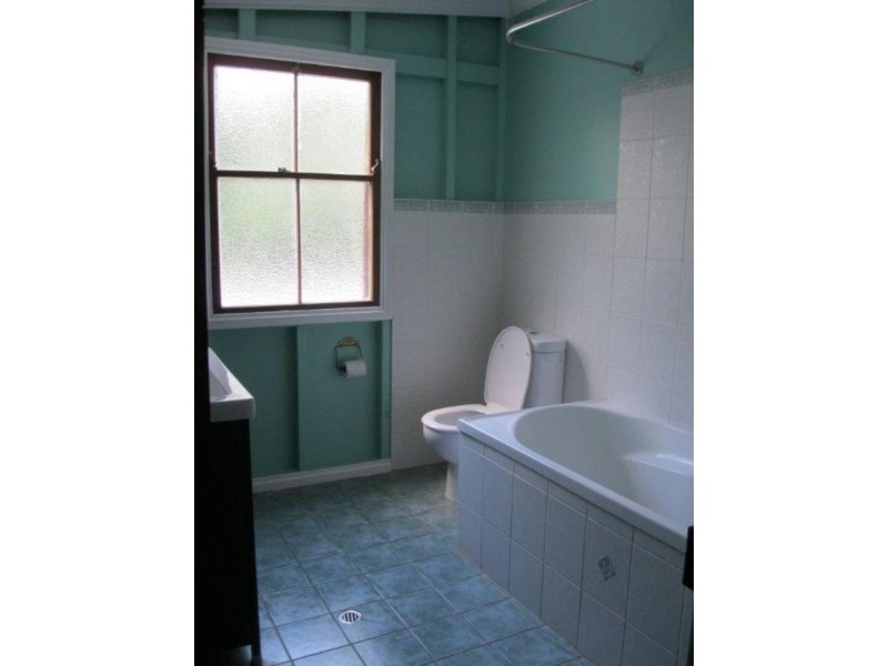 5 Bowen  St, Woodend QLD 4305