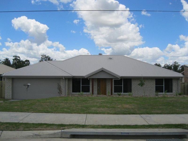 13 Sovereign  Cl, Brassall QLD 4305