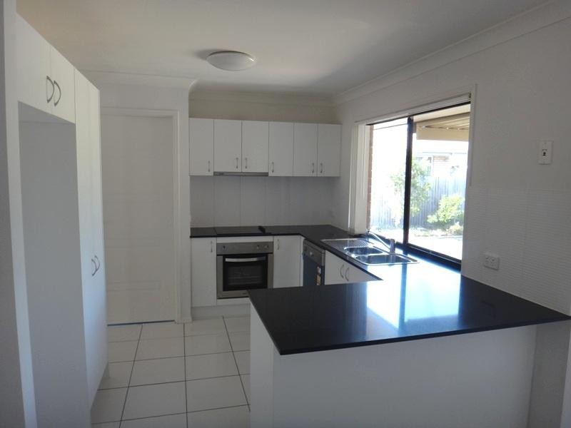 99 Westminster Cres, Raceview QLD 4305