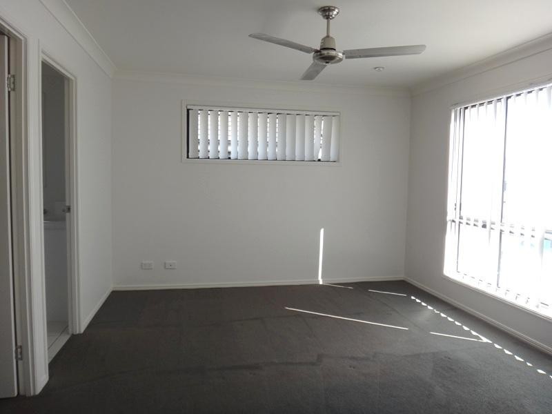 99 Westminster Cres, Raceview QLD 4305