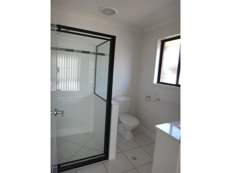 99 Westminster Cres, Raceview QLD 4305