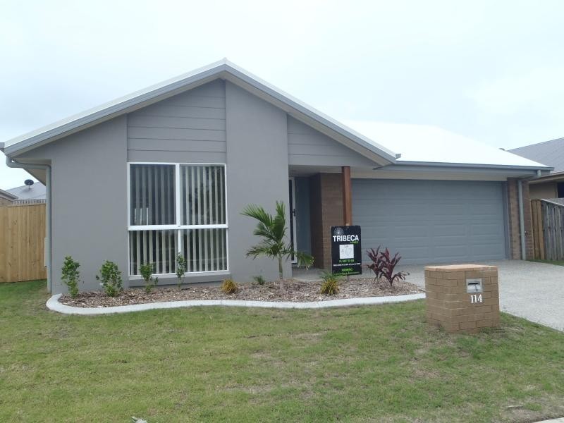 114 Whitehaven Dr, Blacks Beach QLD 4740