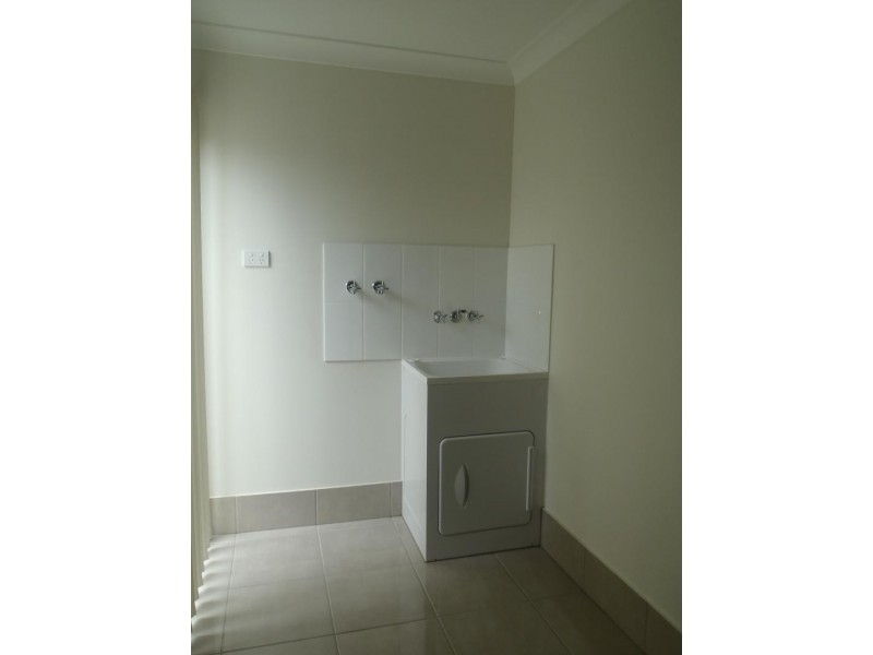 114 Whitehaven Dr, Blacks Beach QLD 4740