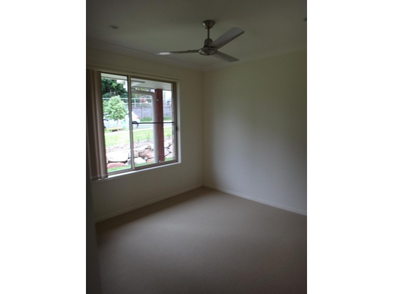 16 Neptune Cres, Brassall QLD 4305