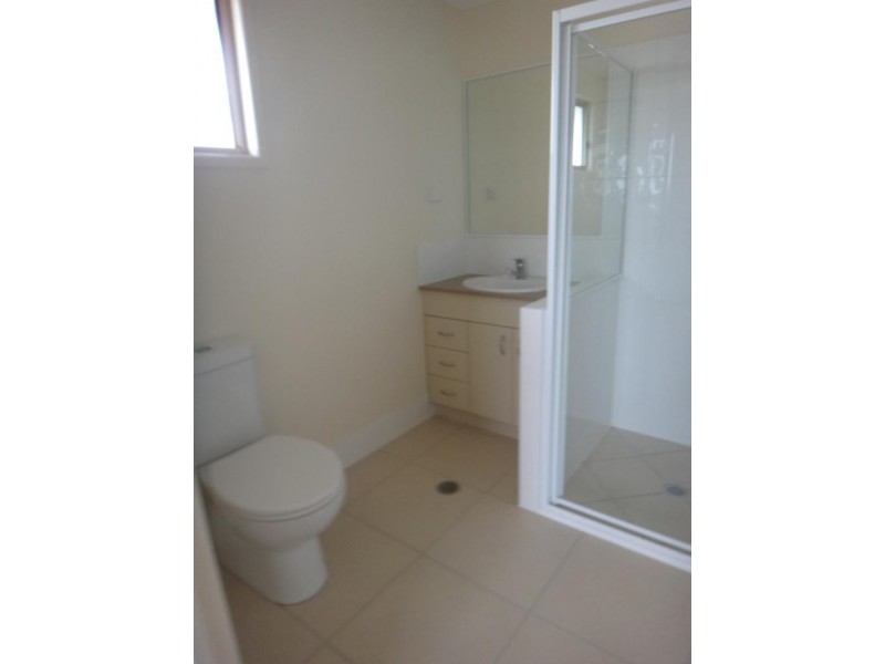 16 Neptune Cres, Brassall QLD 4305