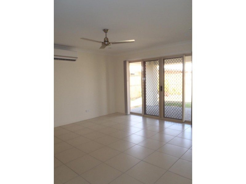 9 Cable Ct, Blacks Beach QLD 4740