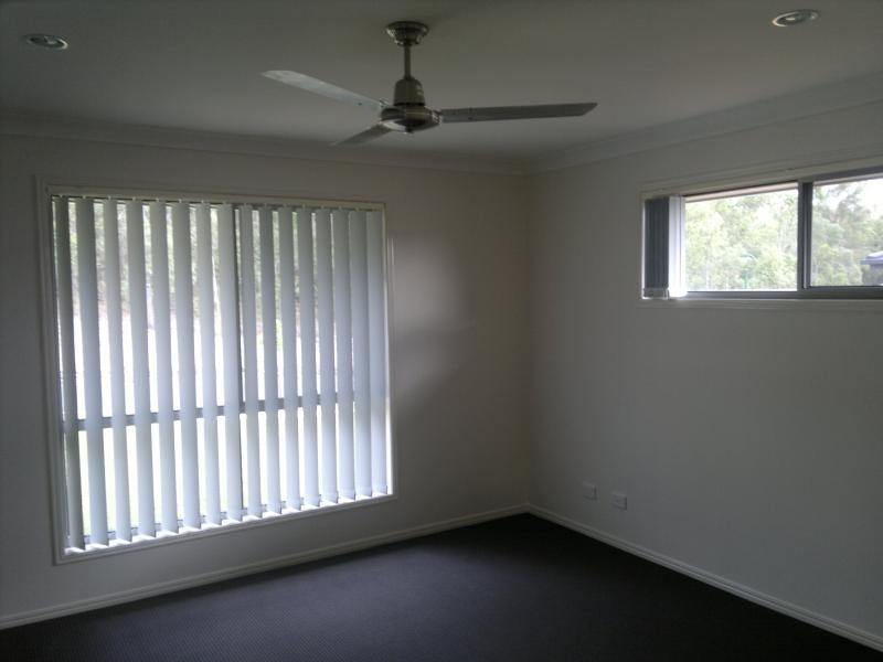 74 Henry St, Brassall QLD 4305