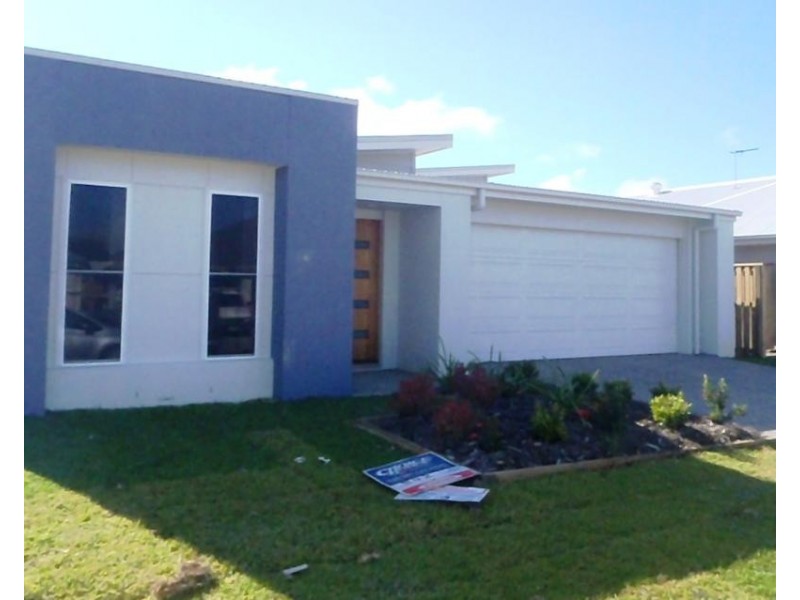 113 Scarborough  Cct, Blacks Beach QLD 4740