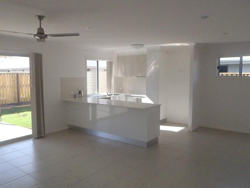113 Scarborough  Cct, Blacks Beach QLD 4740