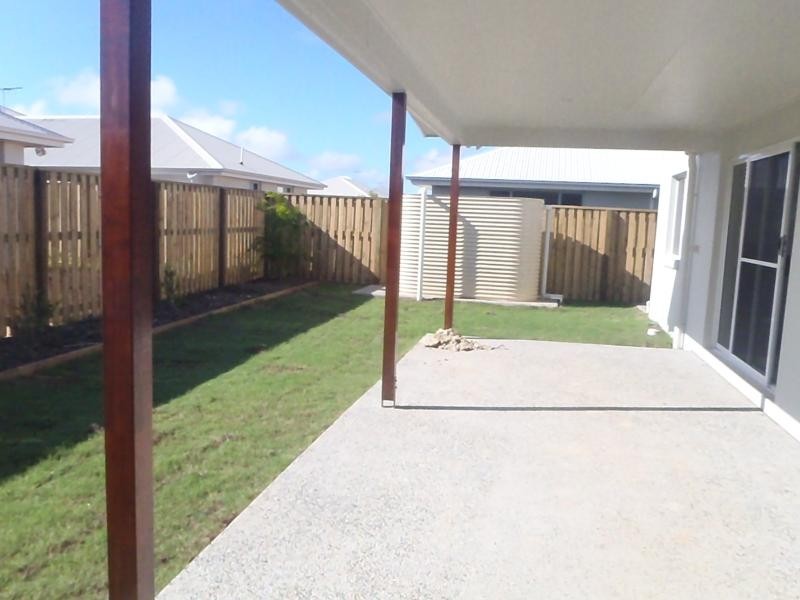 113 Scarborough  Cct, Blacks Beach QLD 4740