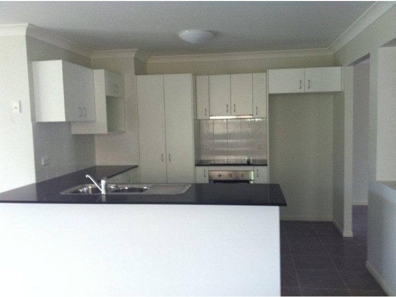 11 Borrowdale Ct, Brassall QLD 4305