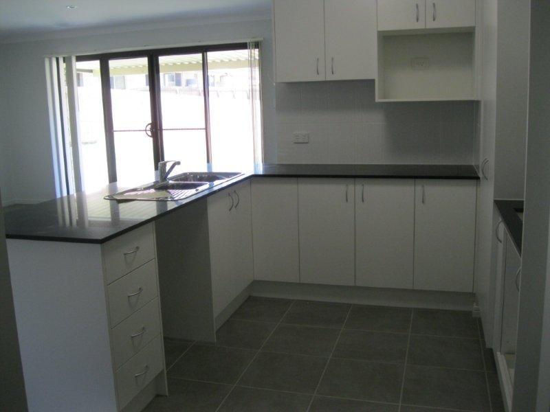 11 Borrowdale Ct, Brassall QLD 4305