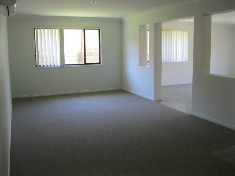 11 Borrowdale Ct, Brassall QLD 4305