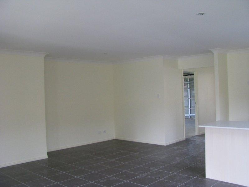 4 Chris  St, Redbank QLD 4301