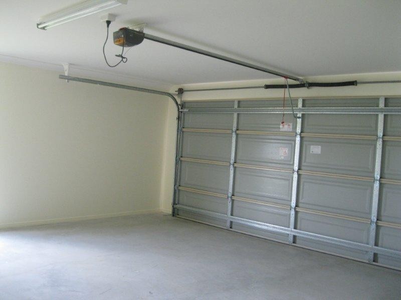 4 Chris  St, Redbank QLD 4301