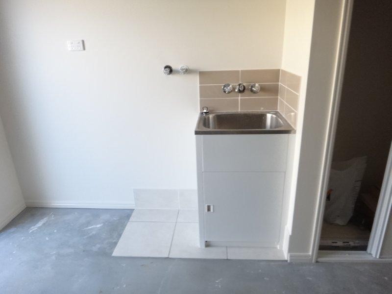 5 Chris  St, Redbank QLD 4301