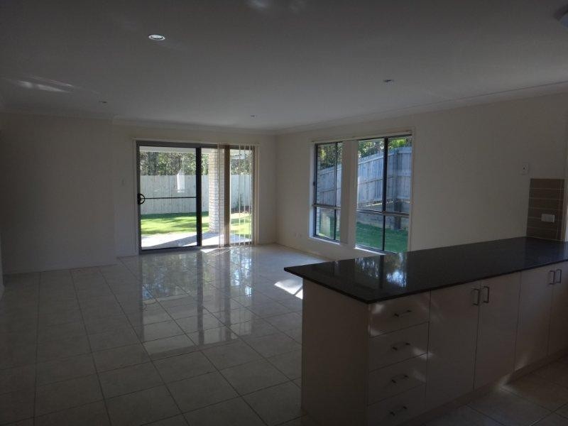 5 Chris  St, Redbank QLD 4301