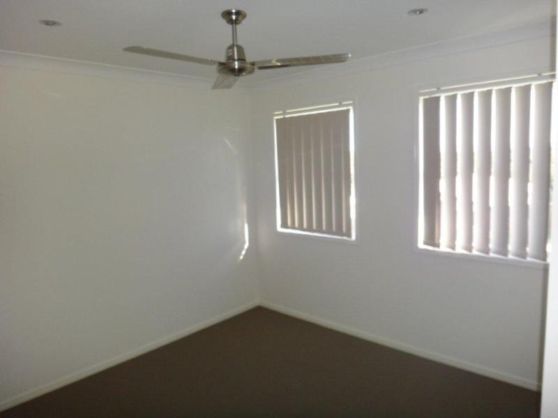 15 Neptune Cres, Brassall QLD 4305