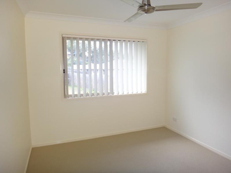 13 Friendship St, Brassall QLD 4305