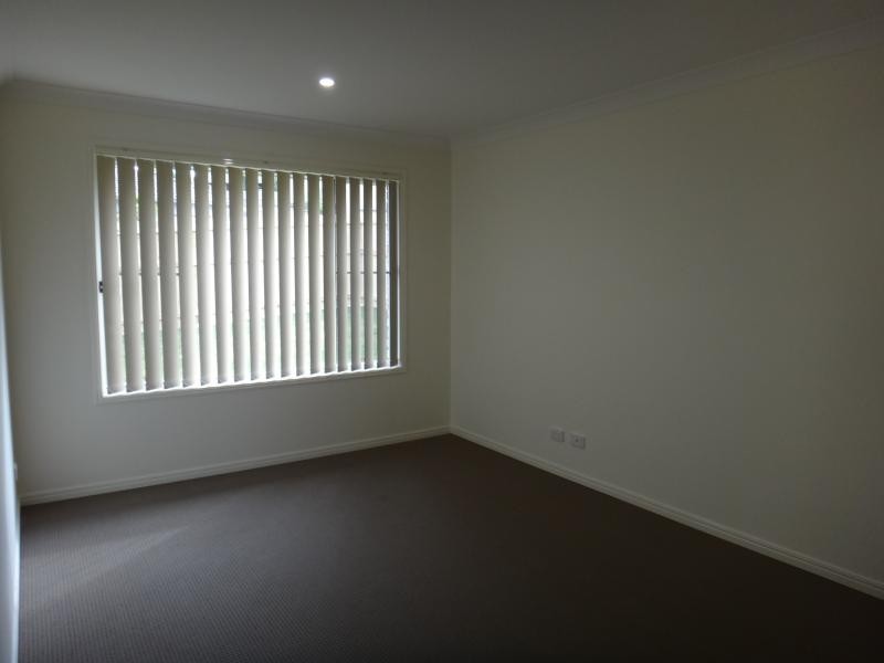 42 Barwell  St, Brassall QLD 4305