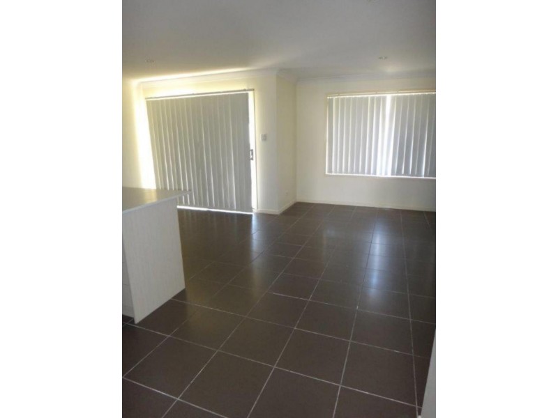 14 MacBride Ct, Collingwood Park QLD 4301