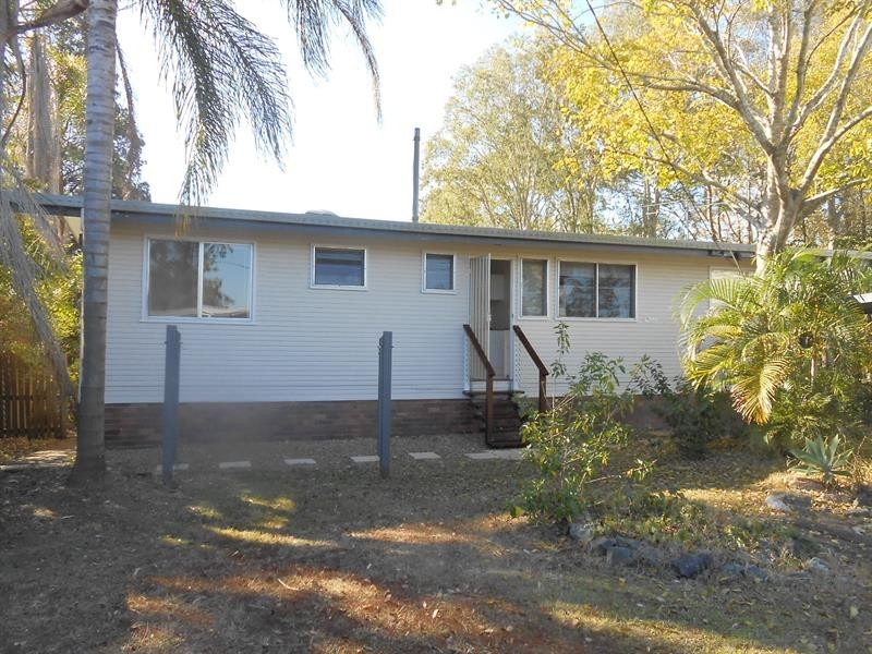 4 Farr St, East Ipswich QLD 4305