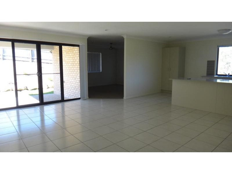 29 Atlantic  Dr, Brassall QLD 4305