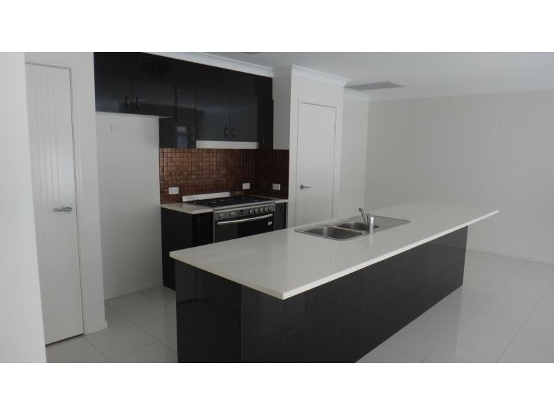 25 Dalray St, Raceview QLD 4305