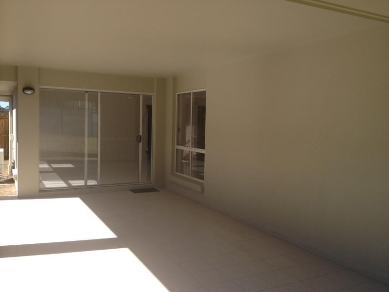 25 Dalray St, Raceview QLD 4305