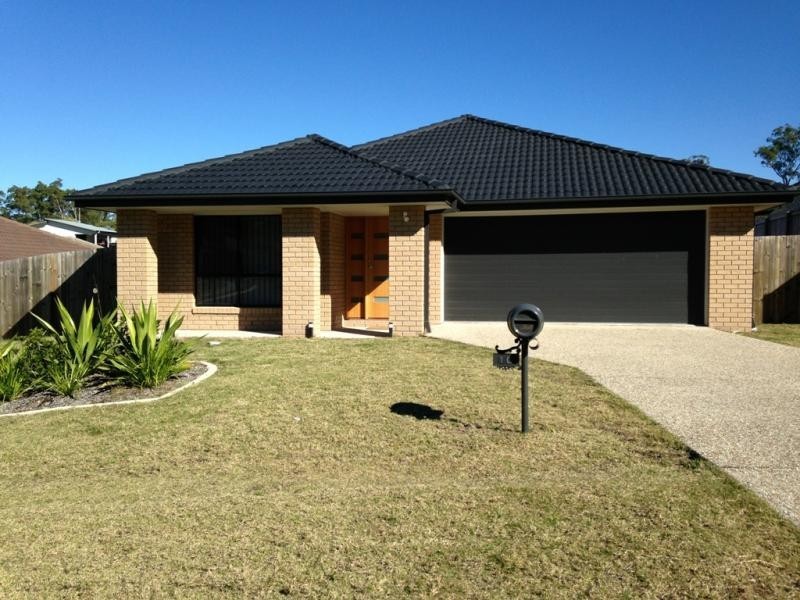10 Friendship  Pl, Brassall QLD 4305