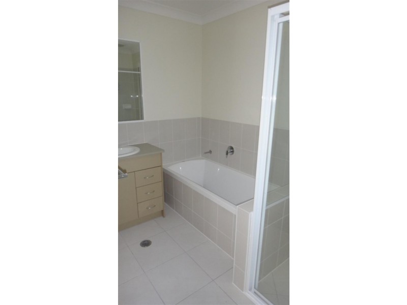 41 Barwell St, Brassall QLD 4305