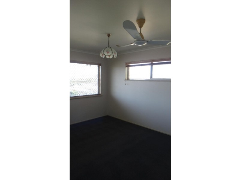 3 Windle  Rd, Brassall QLD 4305