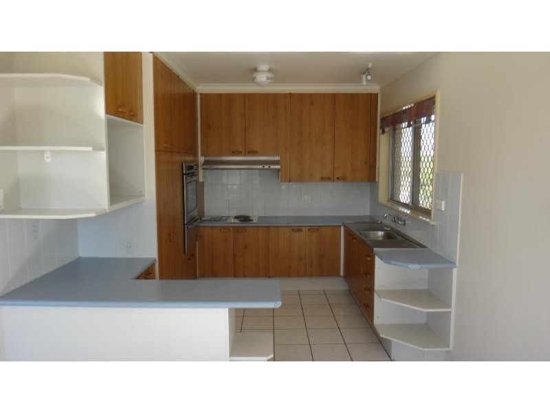 3 Windle  Rd, Brassall QLD 4305