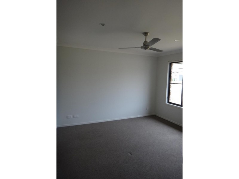 11 Borrowdale Ct, Brassall QLD 4305