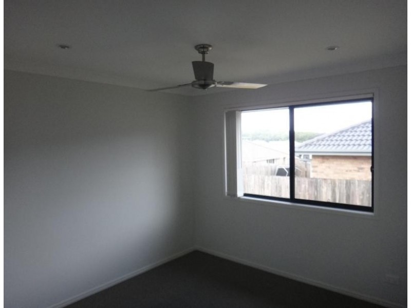 11 Borrowdale Ct, Brassall QLD 4305