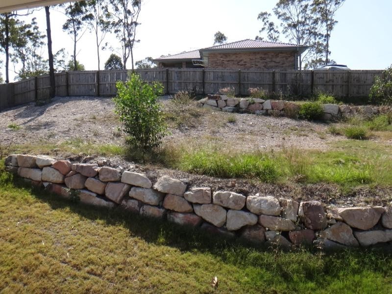 33 Neptune Cres, Brassall QLD 4305