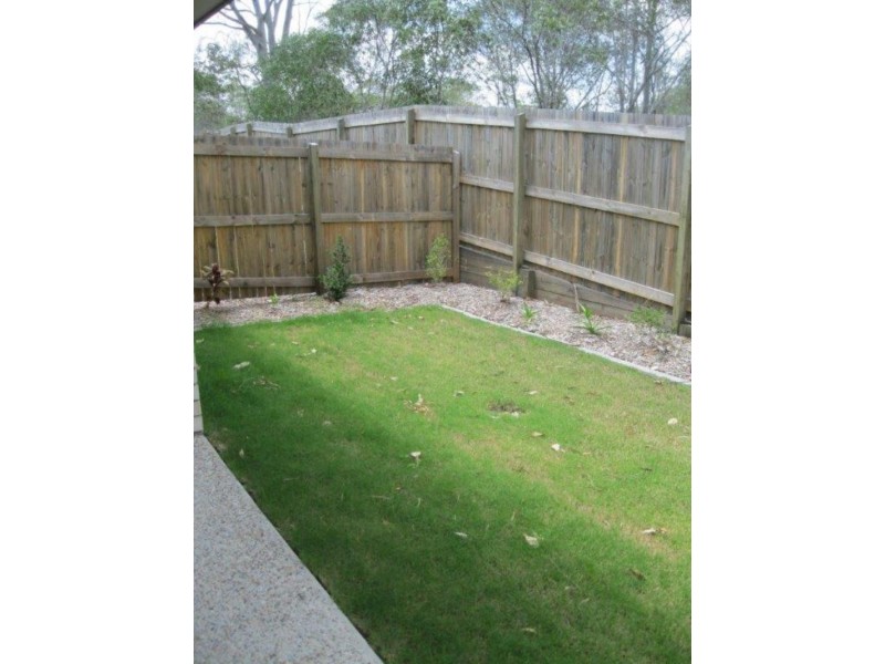 1/11 Belle  Ct, Redbank QLD 4301