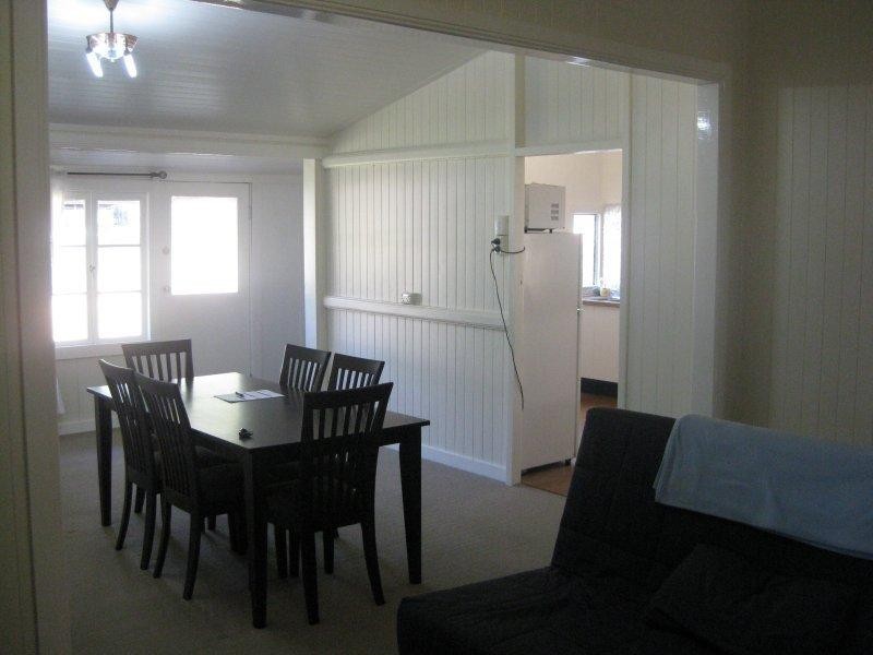 7 Tongue  St, East Ipswich QLD 4305
