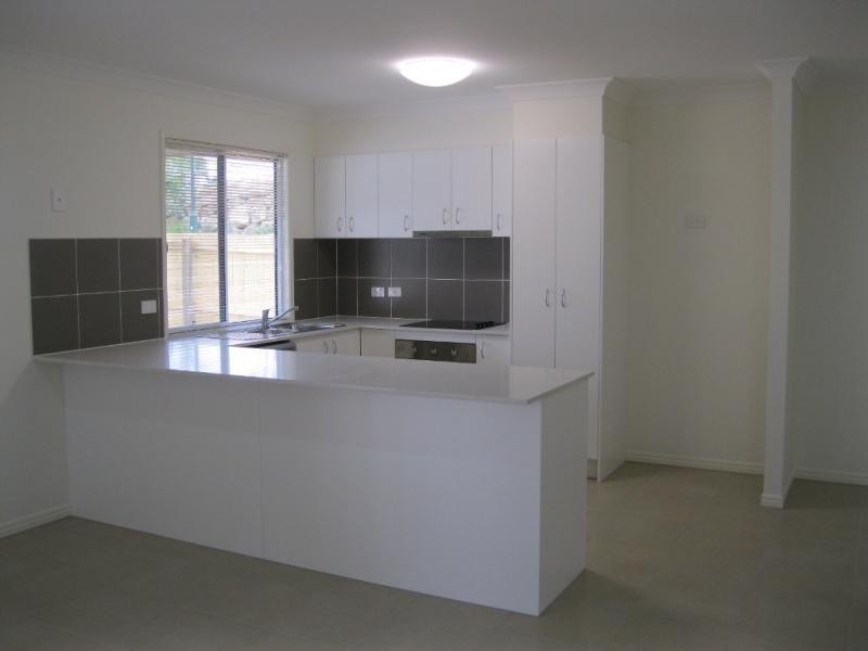 25 Friendship  Pl, Brassall QLD 4305