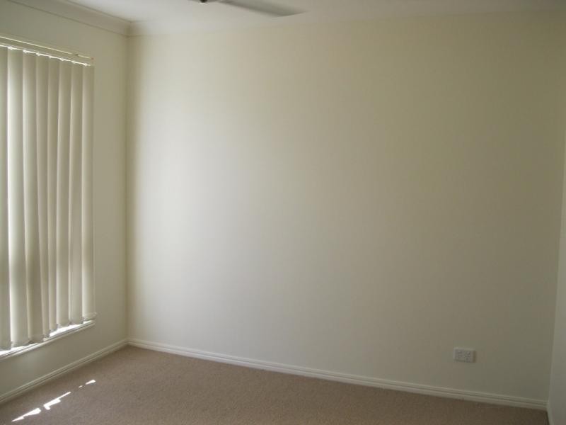 25 Friendship  Pl, Brassall QLD 4305