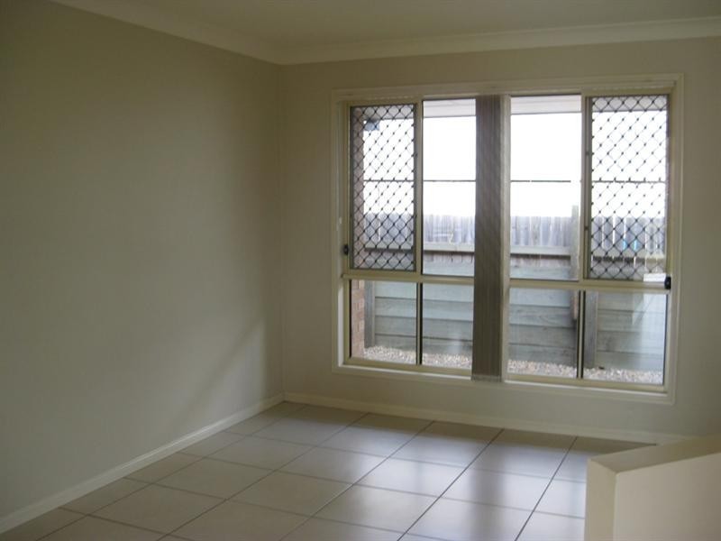 8 Stitz Ct, Brassall QLD 4305
