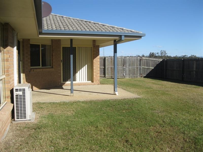 8 Stitz Ct, Brassall QLD 4305