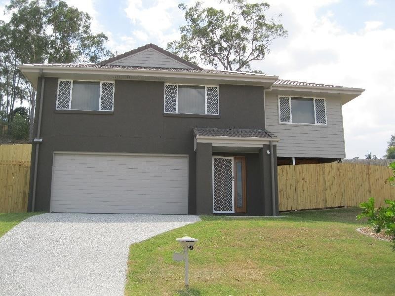 25 Barwell St, Brassall QLD 4305