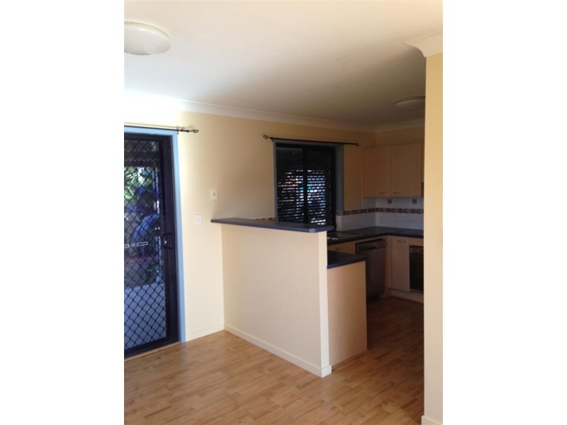 1/8 Conan  Cl, Wulkuraka QLD 4305