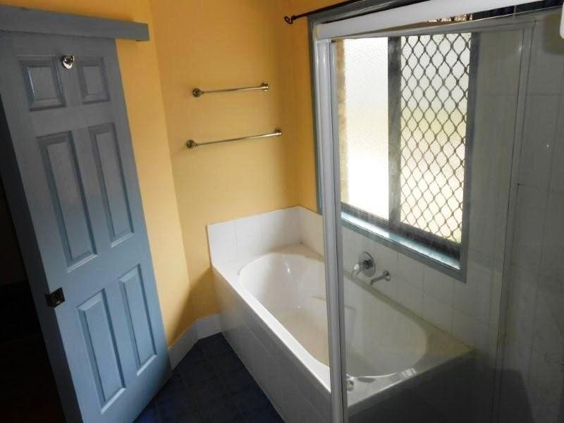 1/8 Conan  Cl, Wulkuraka QLD 4305