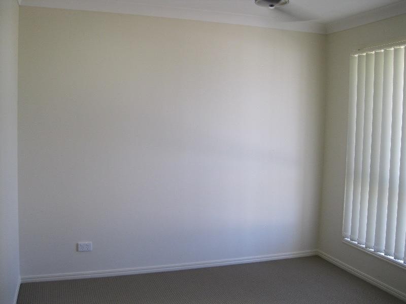 15 Sovereign Cl, Brassall QLD 4305