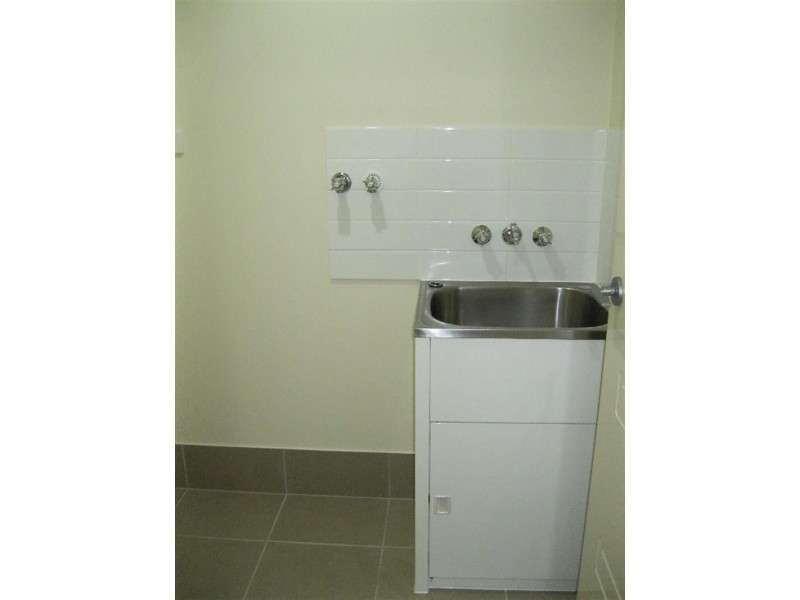 15 Sovereign Cl, Brassall QLD 4305