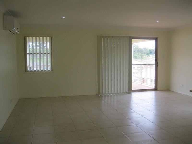 7 Sovereign  Cl, Brassall QLD 4305